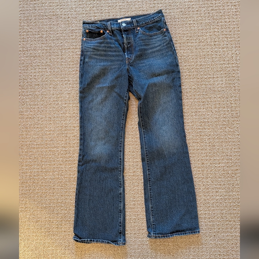 Levi's Women's wedgie Boot Cut Jeans - size 29